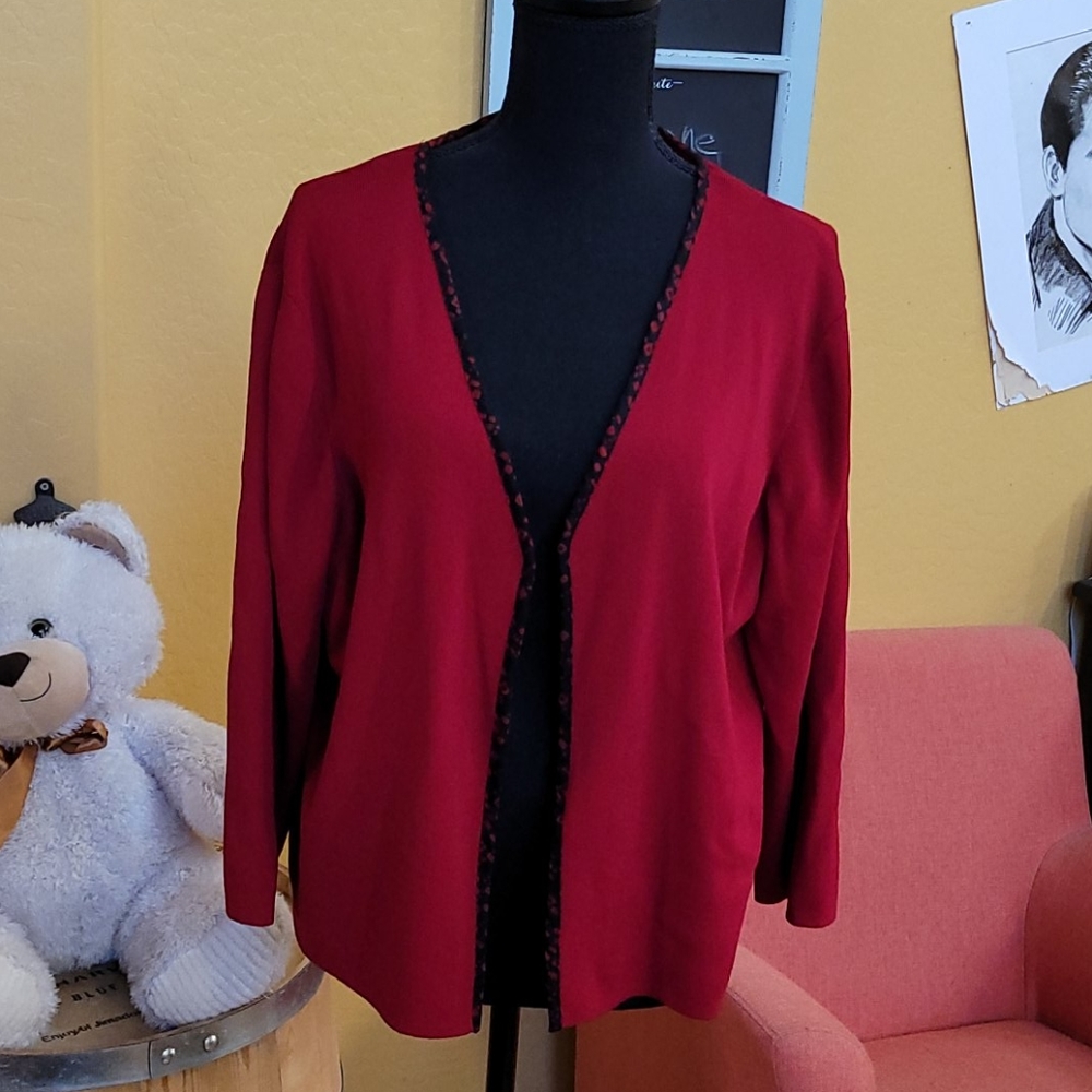 Shrug-sweater
